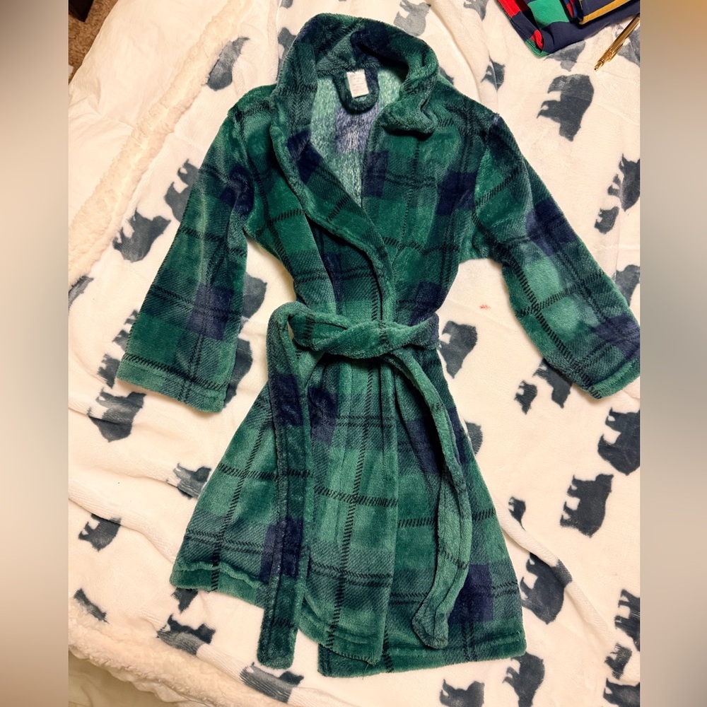 Boys green plaid soft robe size 4T